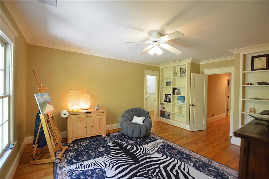 3098 Peachtree Drive NE