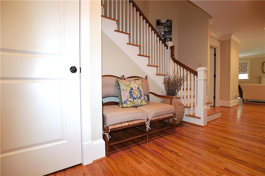 3098 Peachtree Drive NE