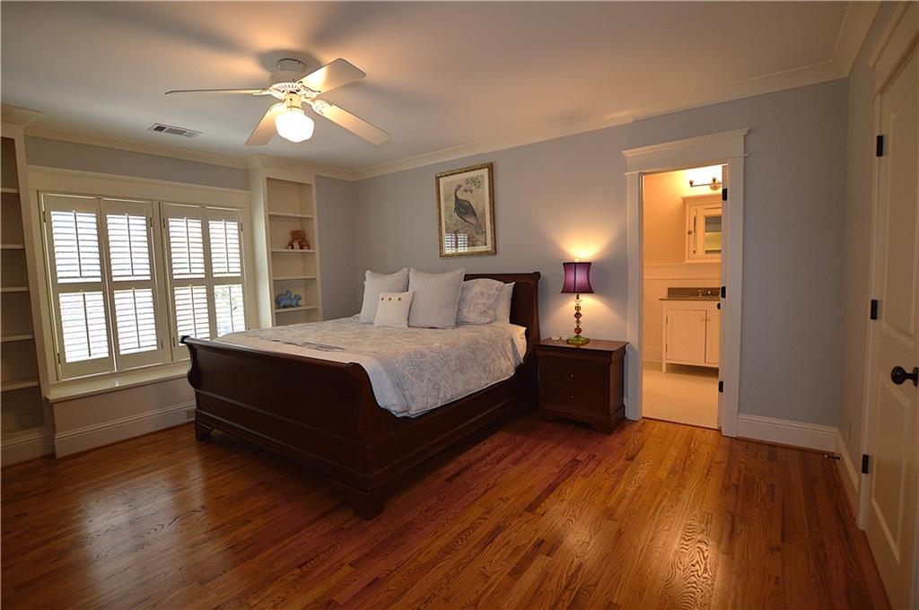 3098 Peachtree Drive NE