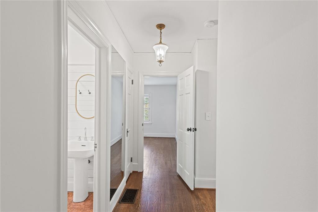 2285 Stephen Long Drive NE