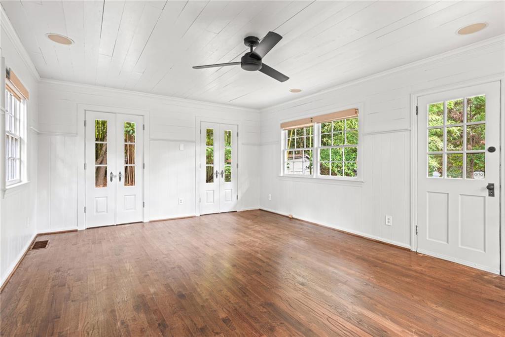 2285 Stephen Long Drive NE