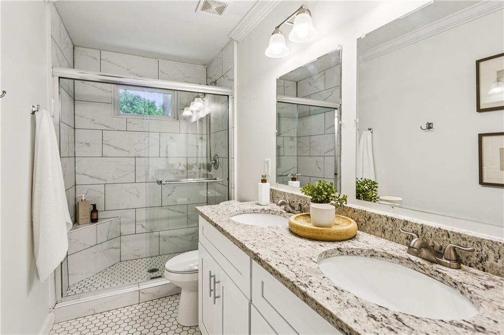 1400 Smith Street SE