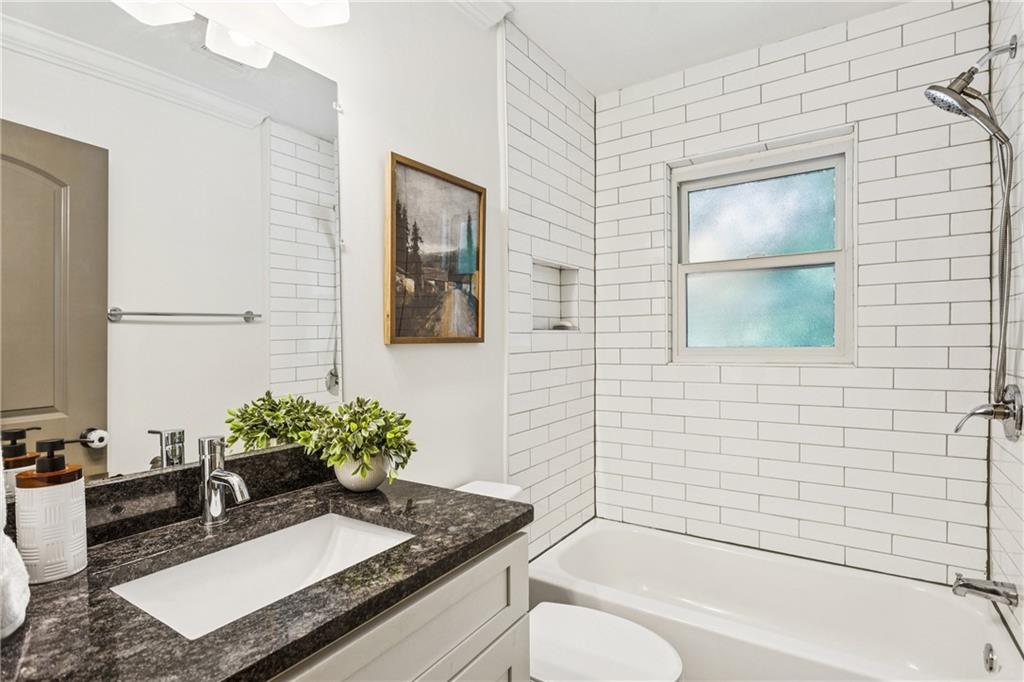 1400 Smith Street SE