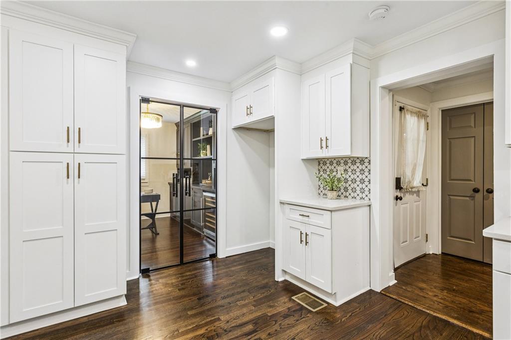 1400 Smith Street SE