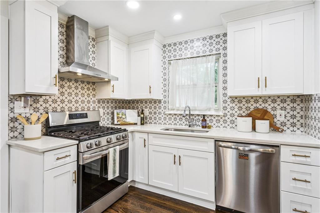 1400 Smith Street SE