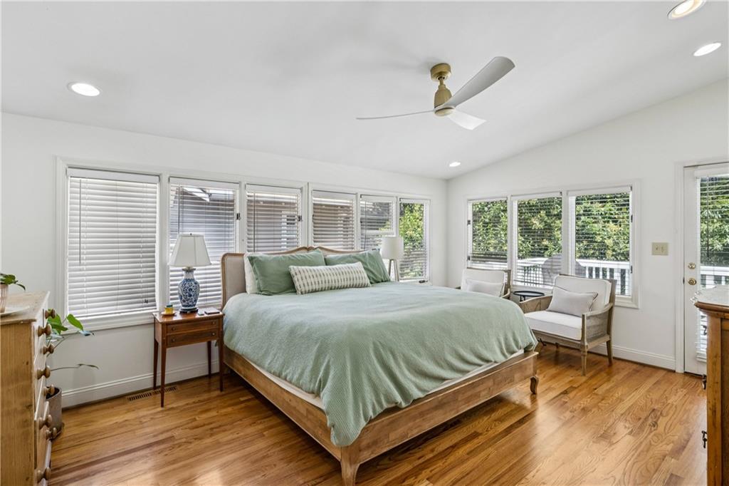 68 Peachtree Hills Avenue NE