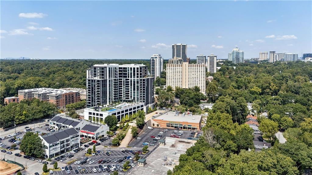 68 Peachtree Hills Avenue NE