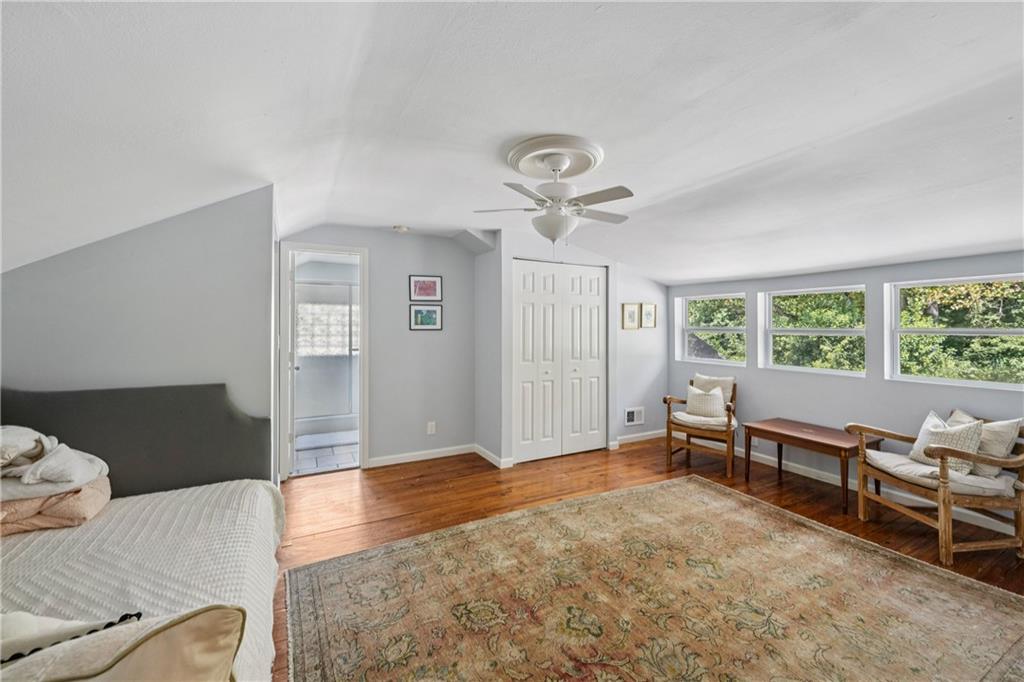 68 Peachtree Hills Avenue NE