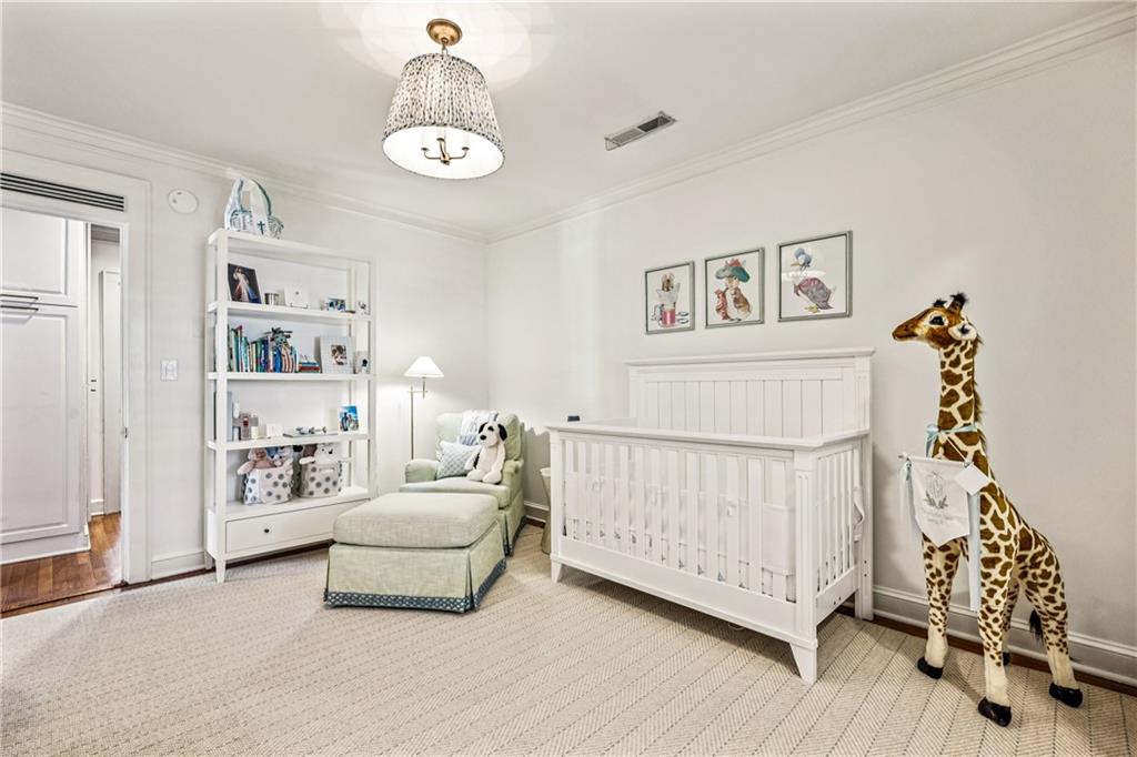 1828 Greystone Road NW