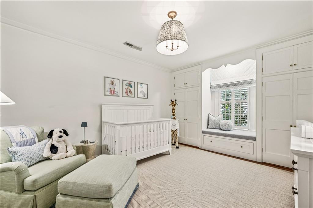 1828 Greystone Road NW