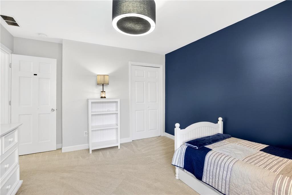 5092 Hidden Branches Circle