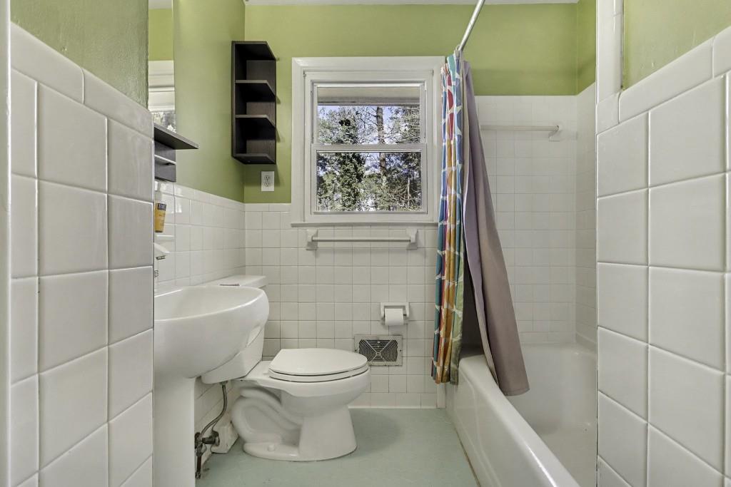 2524 Asbury Court
