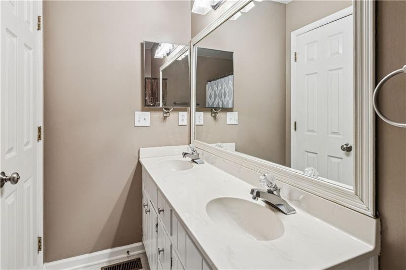 1157 Haven Brook Place NE