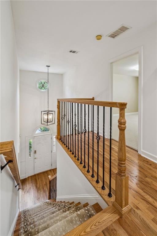 52 Ivy Chase NE