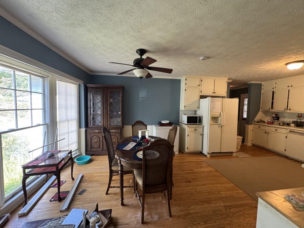 2041 Two Springs Way