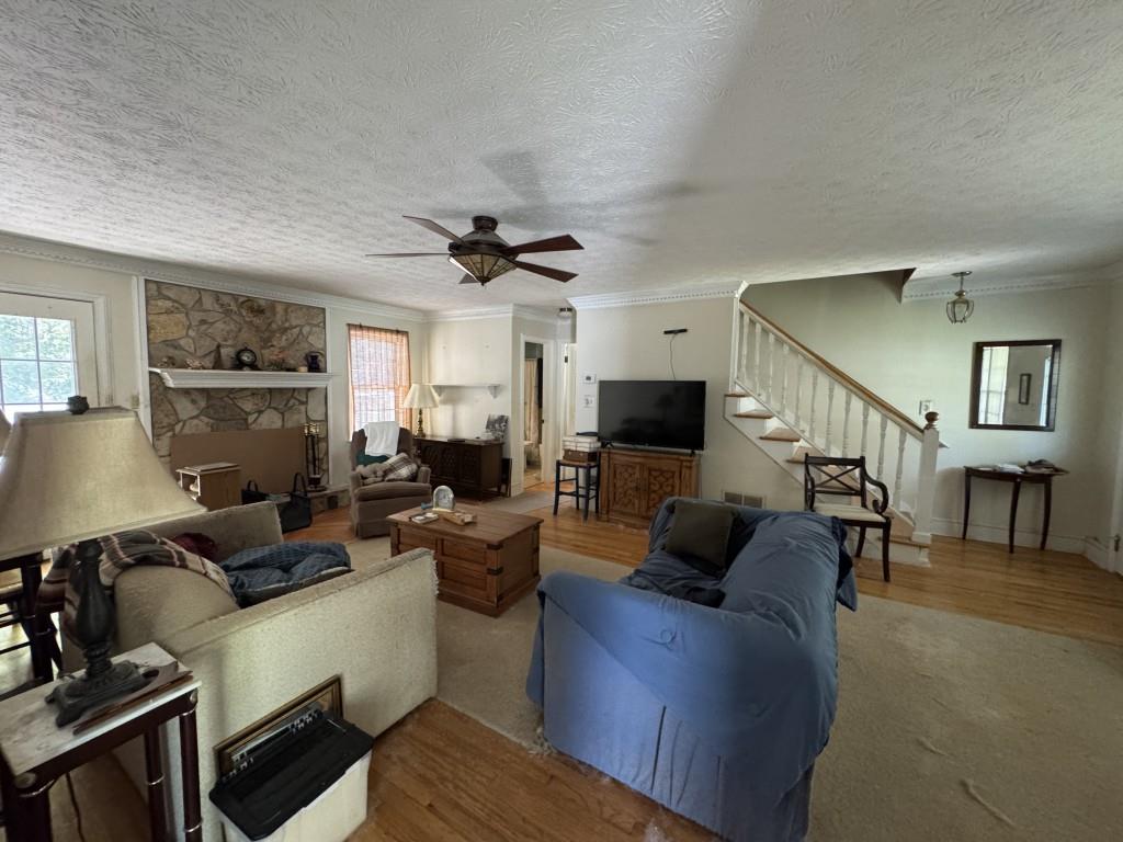 2041 Two Springs Way