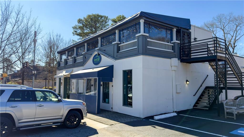 311 Peachtree Hills Avenue NE Unit 11B