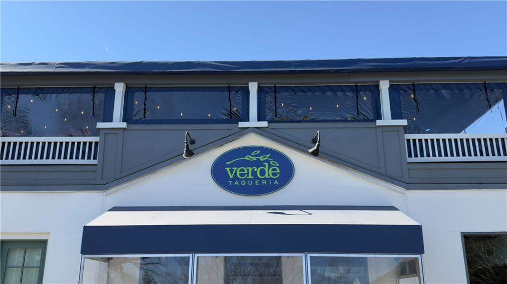 311 Peachtree Hills Avenue NE Unit 11B