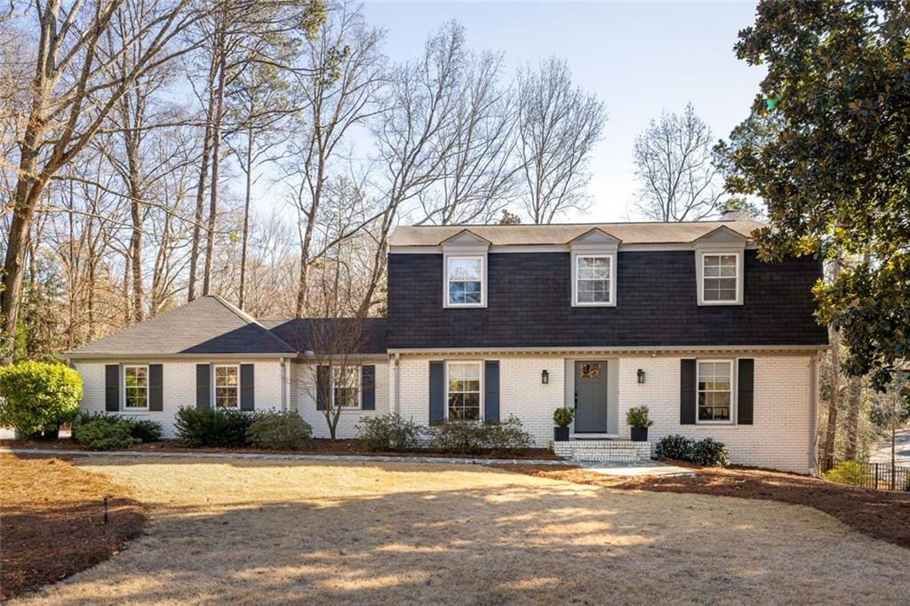 1095 Churchill Downs Road NE