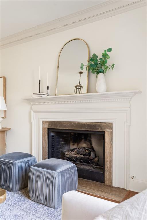 31 Paces West Place NW