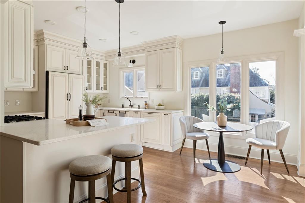 31 Paces West Place NW