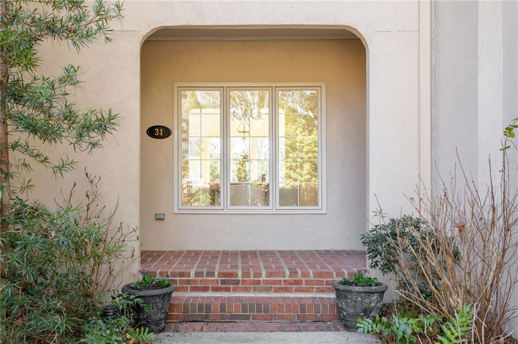 31 Paces West Place NW