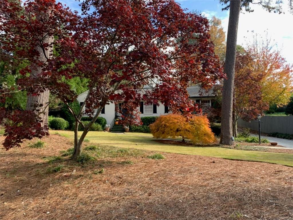 3819 N Stratford Road NE