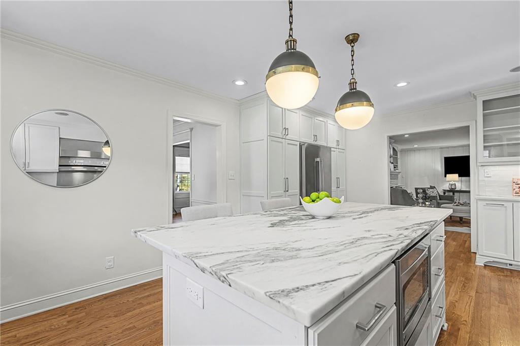 3819 N Stratford Road NE