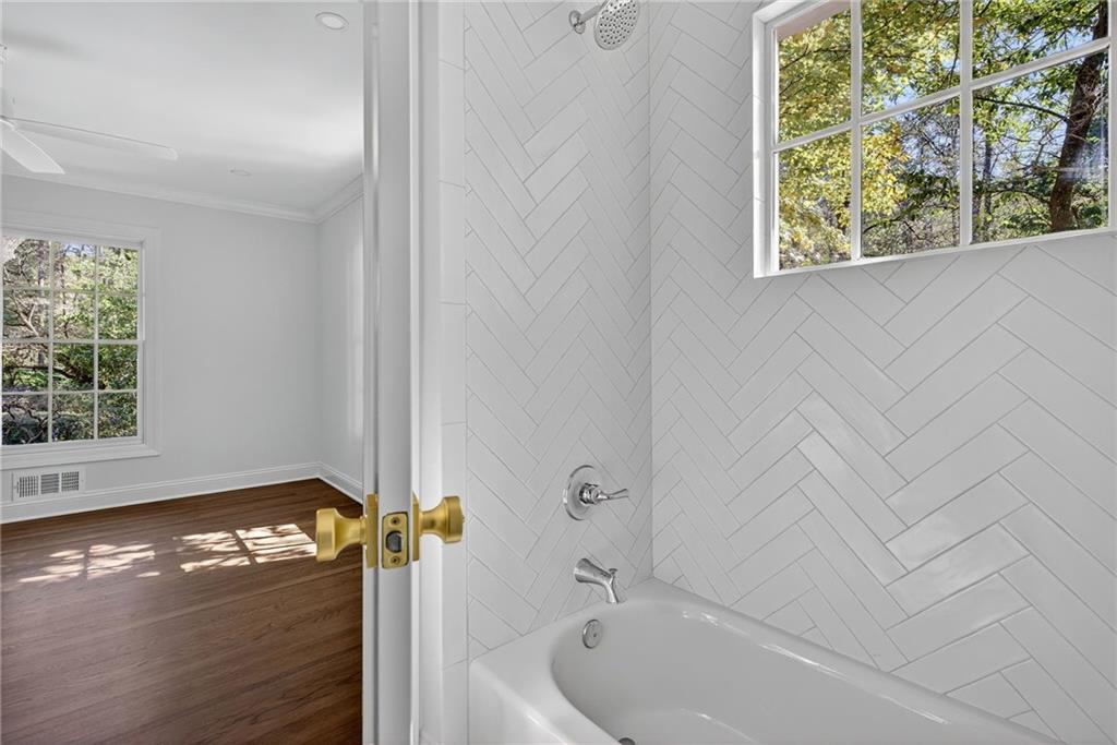 2914 Rockingham Drive