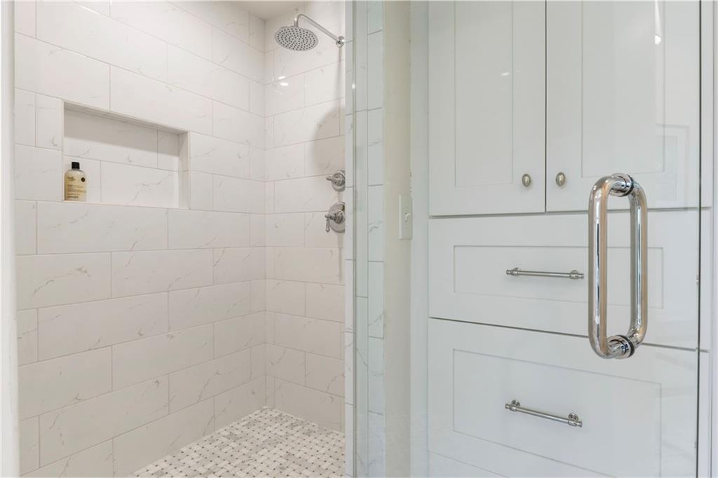 2914 Rockingham Drive