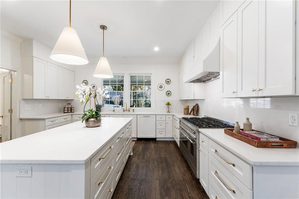 2914 Rockingham Drive