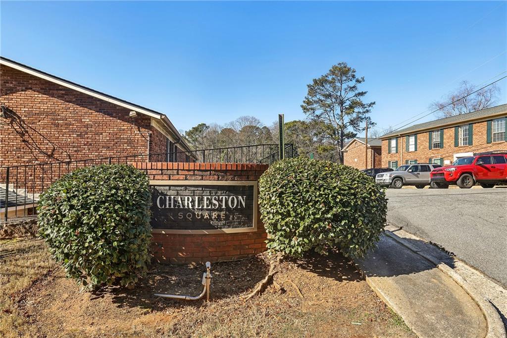 5544 Kingsport Drive NE Unit 25