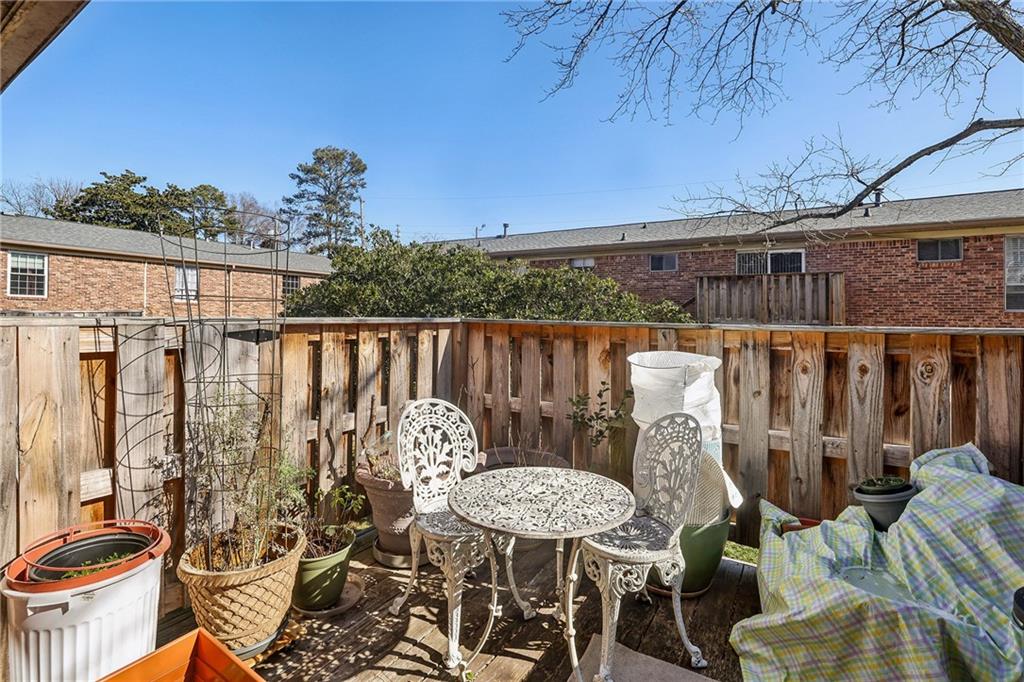 5544 Kingsport Drive NE Unit 25