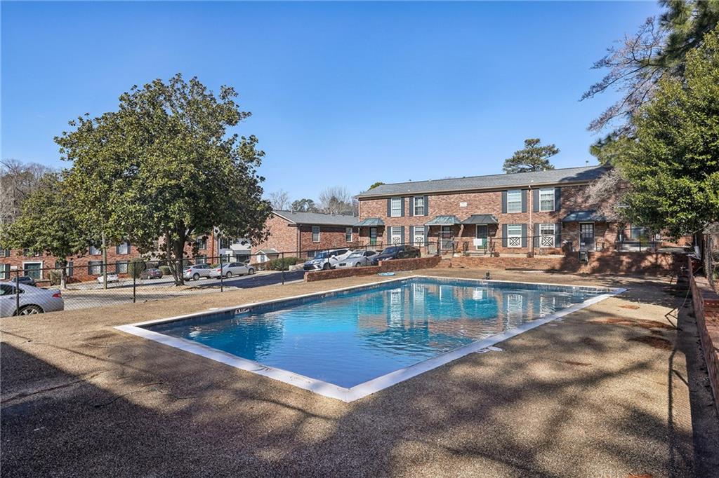 5544 Kingsport Drive NE Unit 25