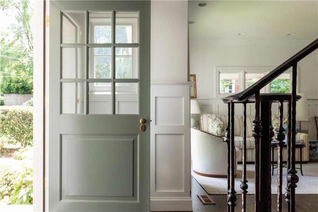 3000 Saint Annes Lane NW