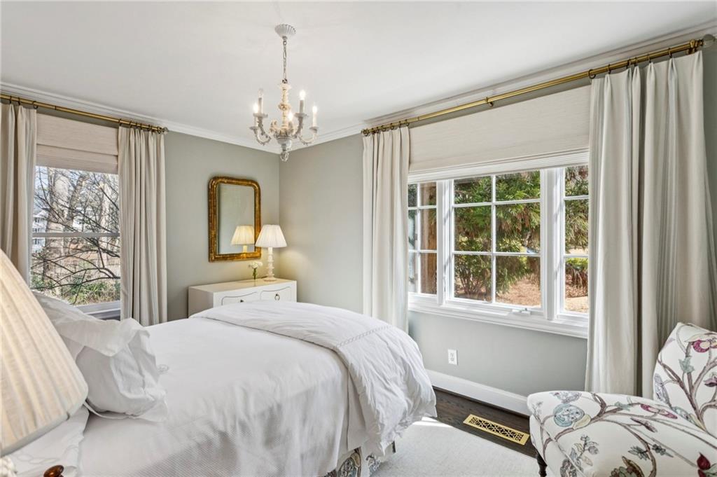 3000 Saint Annes Lane NW