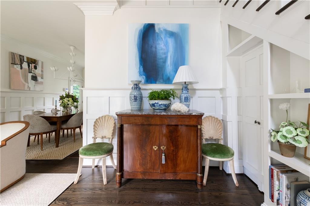 3000 Saint Annes Lane NW