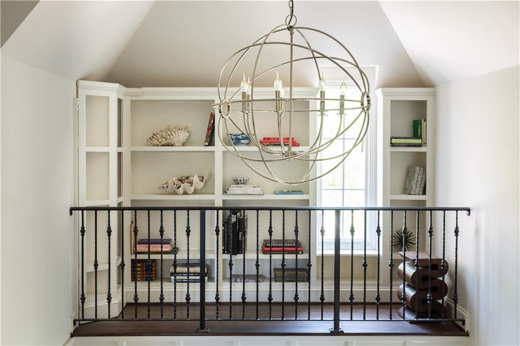 3000 Saint Annes Lane NW