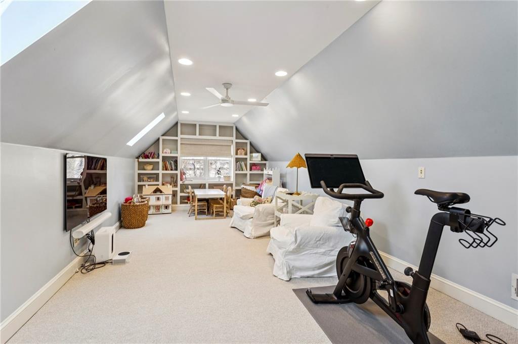 3000 Saint Annes Lane NW