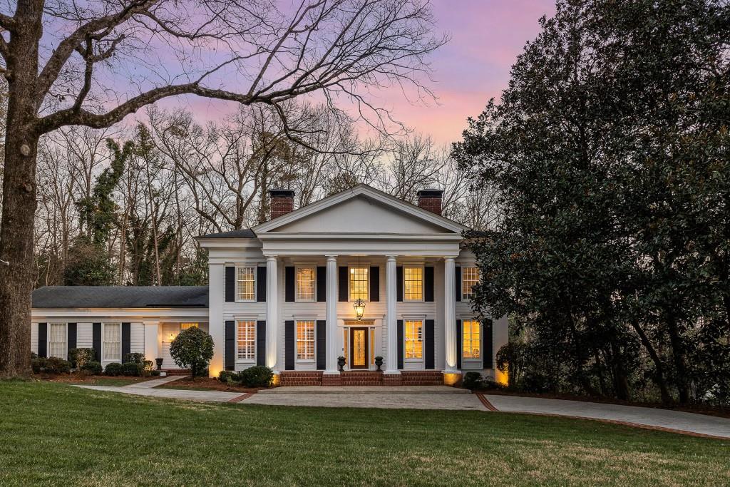 8 River Park Drive