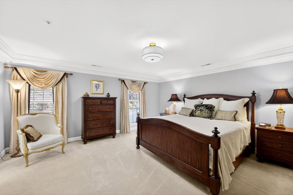 8 River Park Drive
