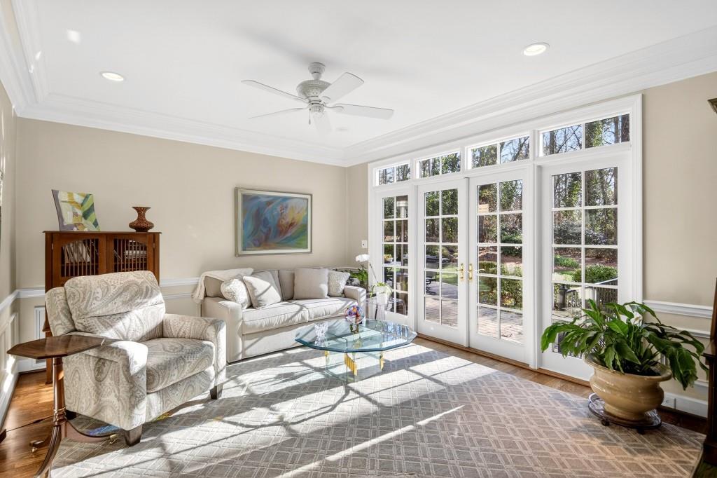 8 River Park Drive