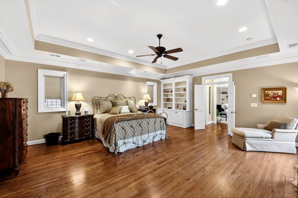 8 River Park Drive