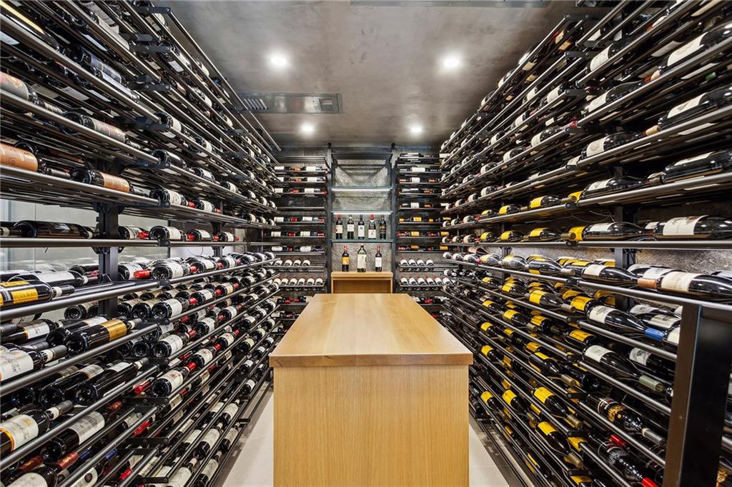 2525 Peachtree Road NE Unit 32