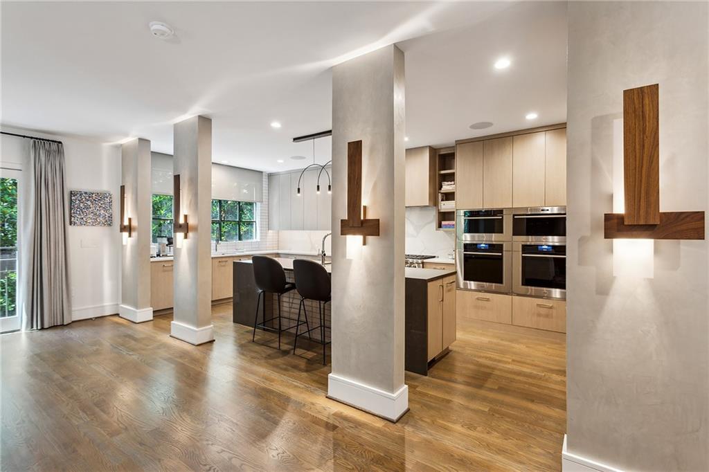 2525 Peachtree Road NE Unit 32