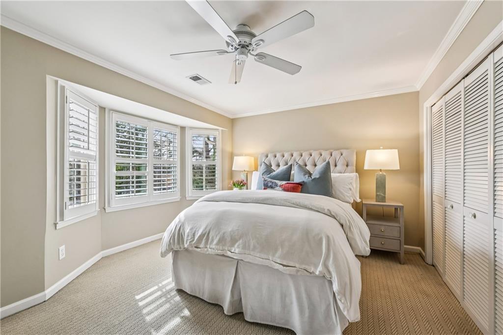 12 Honour Avenue NW Unit 9