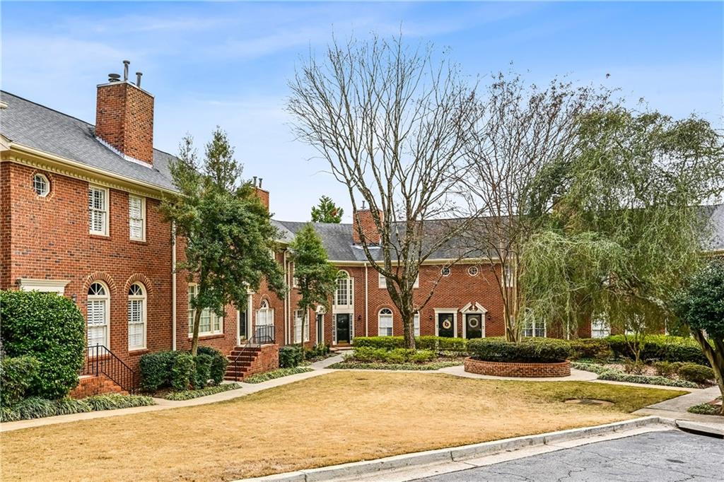 12 Honour Avenue NW Unit 9