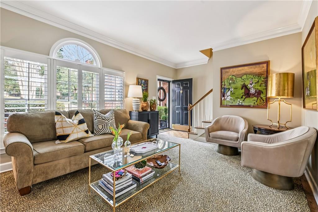 12 Honour Avenue NW Unit 9