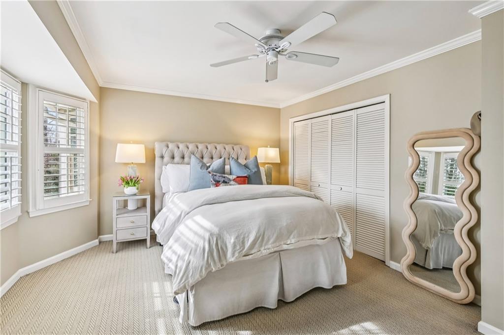 12 Honour Avenue NW Unit 9