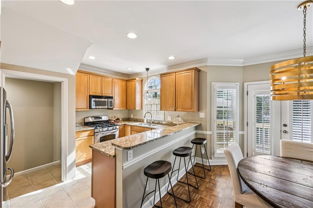 12 Honour Avenue NW Unit 9